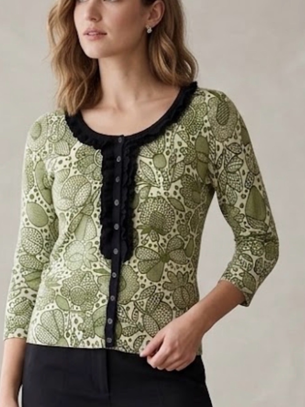 Tabitha Women’s cardigan Green Floral